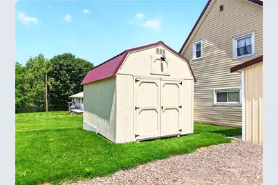 759 Main St, Addison Boro, PA 15411 - Photo 10