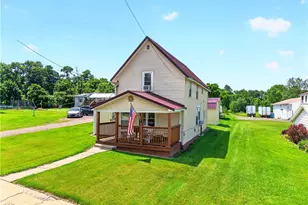 759 Main St, Addison Boro, PA 15411 - Photo 4
