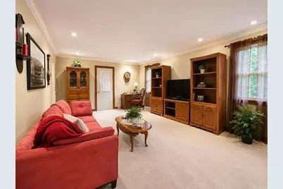 739 Melody Ln, Shenango Township, PA 16101 - Photo 8