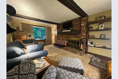 739 Melody Ln, Shenango Township, PA 16101 - Photo 4