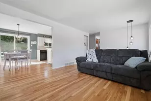 114 Kollar Dr, Liberty Boro, PA 15133 - Photo 6