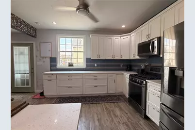 320 James St, Latrobe, PA 15650 - Photo 14