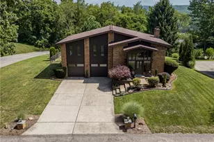 101 Regency Cir, Lower Burrell, PA 15068 - Photo 4