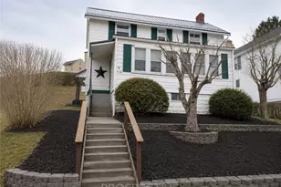 28 Grant St, Menallen Township, PA 15468 - Photo 2
