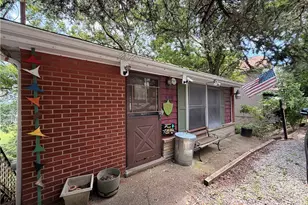329 Highland Ave, Pittsburgh, PA 15229 - Photo 1