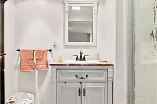 7115 Sansue Dr, Bethel Park, PA 15102 - Photo 24