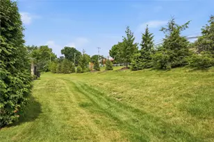245 Lucca Ln, Pittsburgh, PA 15241 - Photo 32