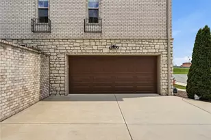 245 Lucca Ln, Pittsburgh, PA 15241 - Photo 30