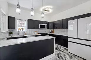 2012 Forbes Ave, Pittsburgh, PA 15219 - Photo 24