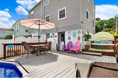 320 Cedar St, Jeannette, PA 15644 - Photo 22