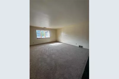 510 Station St #1, Bridgeville, PA 15017 - Photo 4