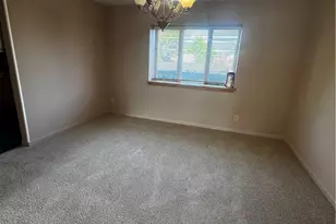 510 Station St, Bridgeville, PA 15017 - Photo 6