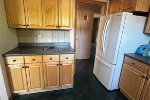 510 Station St, Bridgeville, PA 15017 - Photo 10
