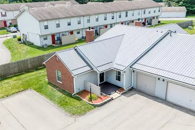 203 Brookstone Ct, Center Township, PA 16001 - Photo 24