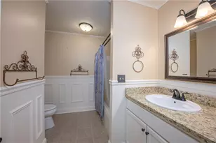 203 Brookstone Ct, Center Township, PA 16001 - Photo 18