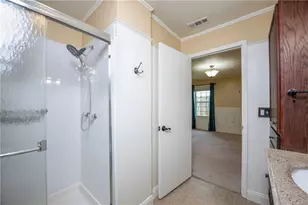 203 Brookstone Ct, Center Township, PA 16001 - Photo 16