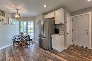446 Blank School Rd, Hempfield Township, PA 15601 - Photo 10