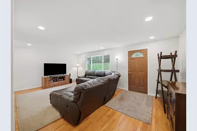 8424 Edwood Rd, Pittsburgh, PA 15237 - Photo 4