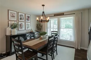 236 Lisa Dr, Bethel Park, PA 15102 - Photo 12