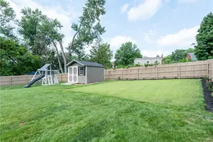 236 Lisa Dr, Bethel Park, PA 15102 - Photo 48