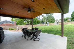 236 Lisa Dr, Bethel Park, PA 15102 - Photo 44