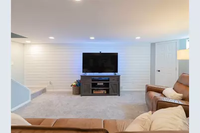 236 Lisa Dr, Bethel Park, PA 15102 - Photo 38