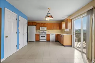 626 Preferred Dr, South Franklin, PA 15301 - Photo 18