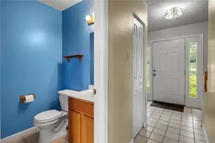 626 Preferred Dr, South Franklin, PA 15301 - Photo 10