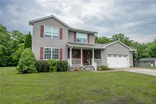 56 Locust St, Center Township-Homer City, PA 15748 - Photo 1