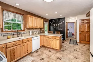 56 Locust St, Center Township-Homer City, PA 15748 - Photo 2