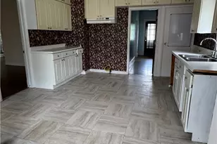 607 Purdum St, East Brady, PA 16028 - Photo 10