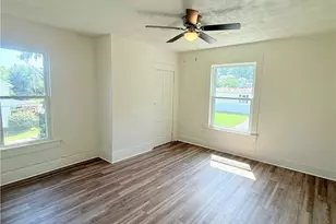2013 S Jefferson St, Shenango Township, PA 16102 - Photo 10