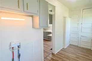 2013 S Jefferson St, Shenango Township, PA 16102 - Photo 10