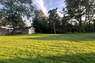 1795 Challen Ct, North Huntingdon, PA 15642 - Photo 8