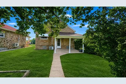 1006 Poe Street, Vandergrift, PA 15690 - Photo 16