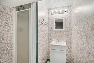3222 Roosevelt Ave, Hopewell Township, PA 15001 - Photo 20