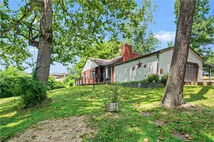 3222 Roosevelt Ave, Hopewell Township, PA 15001 - Photo 4