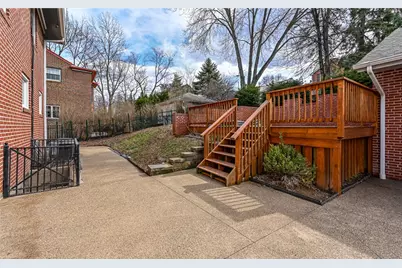 5430 Aylesboro Avenue, Pittsburgh, PA 15217 - Photo 40