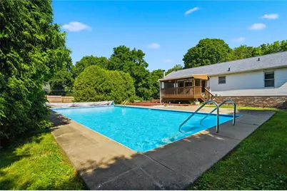 1015 Cliff Mine Rd, North Fayette, PA 15126 - Photo 40