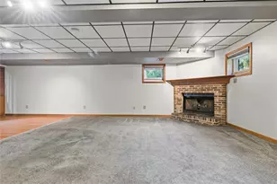 1015 Cliff Mine Rd, North Fayette, PA 15126 - Photo 22