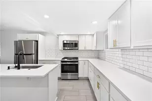 204 E Jefferson St, Pittsburgh, PA 15212 - Photo 14