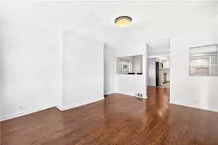 204 E Jefferson St, Pittsburgh, PA 15212 - Photo 6