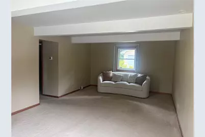 636 Lyle Drive, Hermitage, PA 16148 - Photo 6