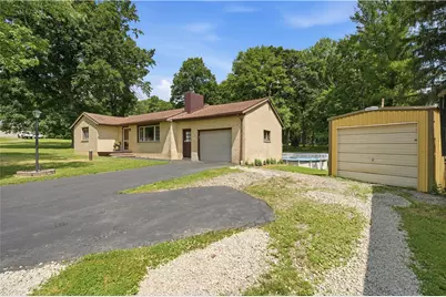 2339 Downing Ln, Hermitage, PA 16148 - Photo 2