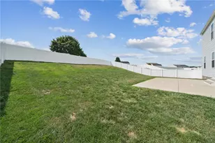 110 Norfolk Dr, Buffalo Township, PA 16055 - Photo 4