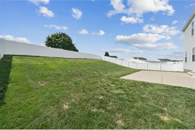 110 Norfolk Dr, Buffalo Township, PA 16055 - Photo 4