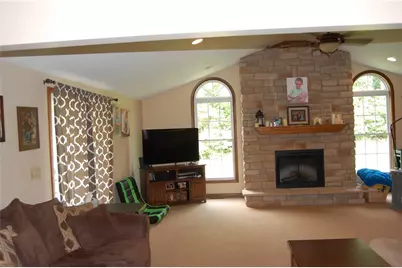 309 Conestoga Trl, Pulaski Township, PA 16143 - Photo 10