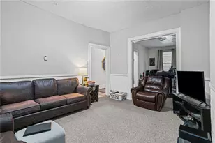 6723 Greenwood St, Pittsburgh, PA 15206 - Photo 4