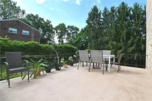 1768 Moynelle Dr, Pittsburgh, PA 15243 - Photo 16