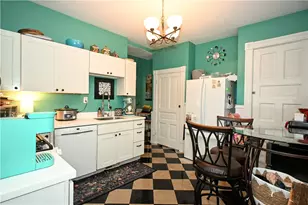 722 Boggs Ave, Pittsburgh, PA 15211 - Photo 12